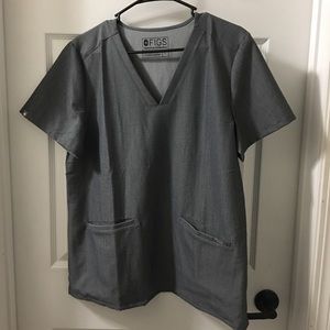 Figs Graphite Casma 3 Pocket Scrub Top